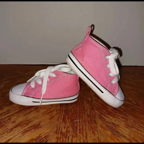 CONVERSE NEWBORN CRIB Pink 88871 FIRST ALL STAR BABY GIRL SHOES SIZE 3. - Picture 1 of 9